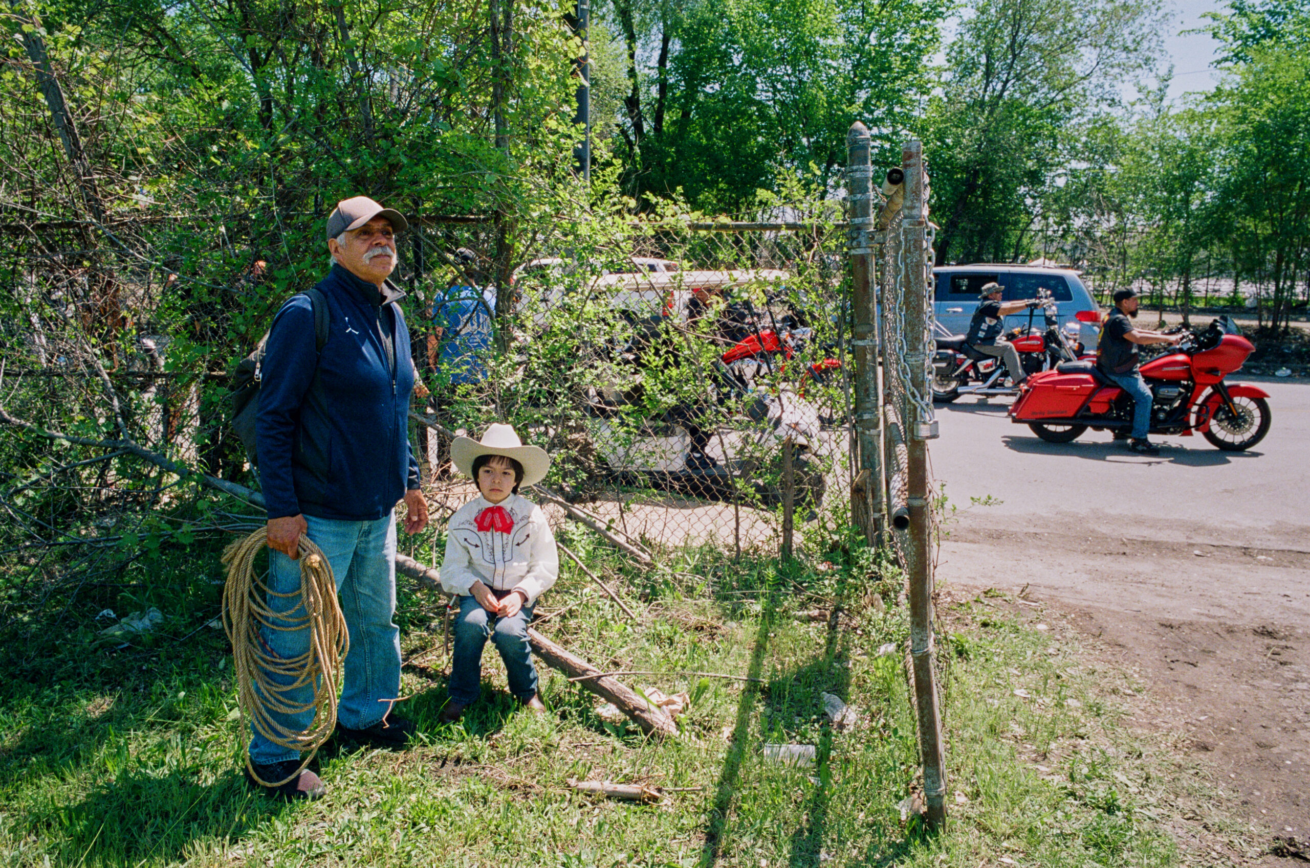 Vicarious Grandfather_000047200009